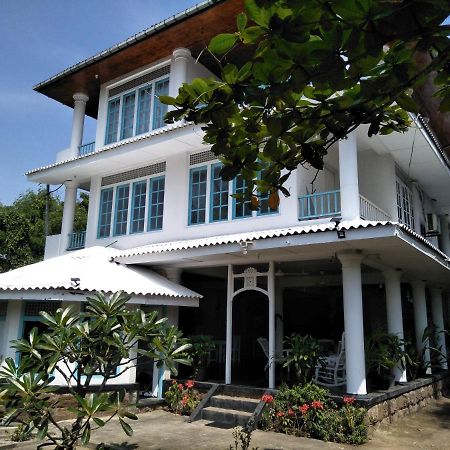 Hikkaduwa Blue Ocean Hotel Exterior foto