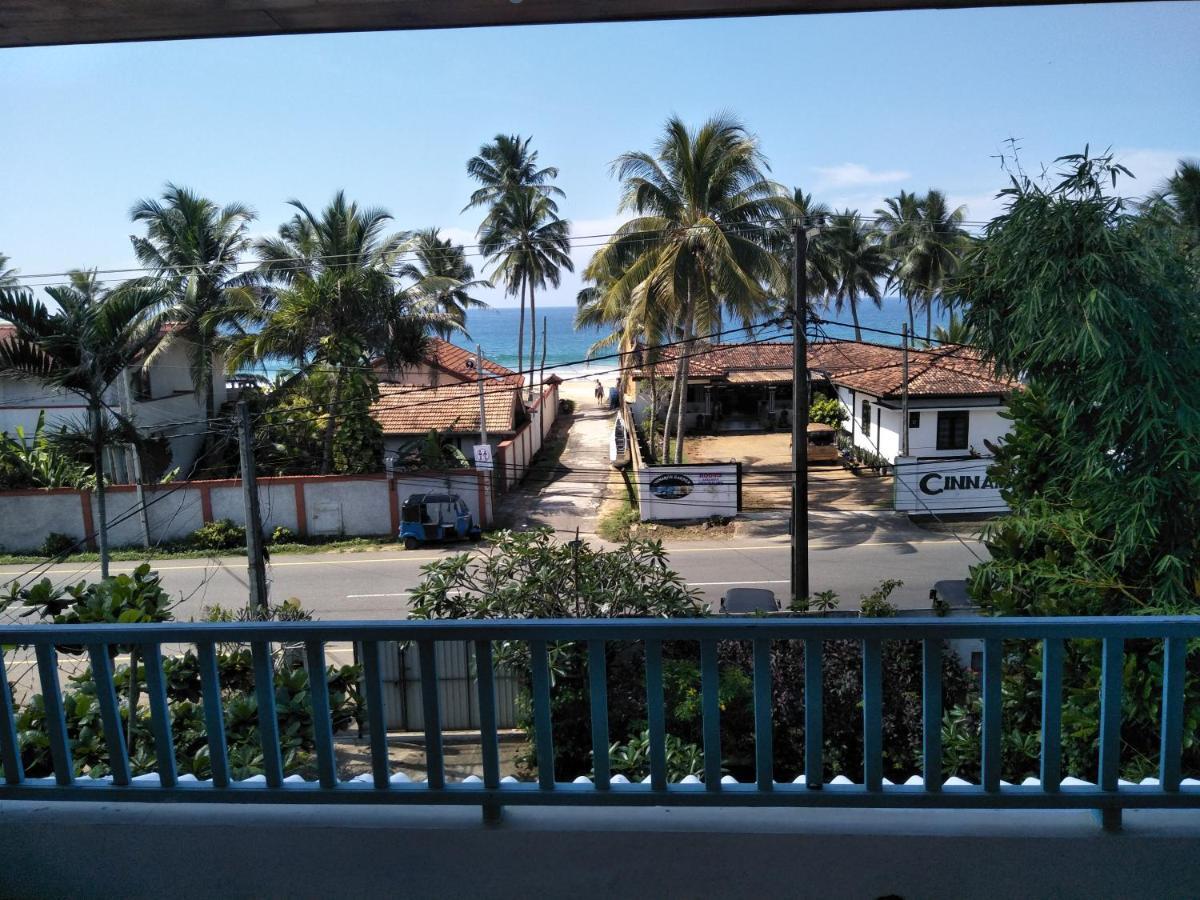 Hikkaduwa Blue Ocean Hotel Exterior foto