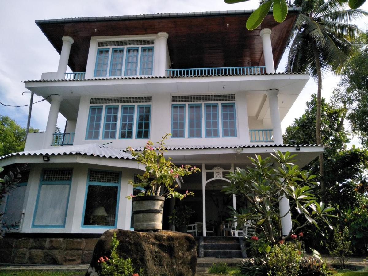 Hikkaduwa Blue Ocean Hotel Exterior foto